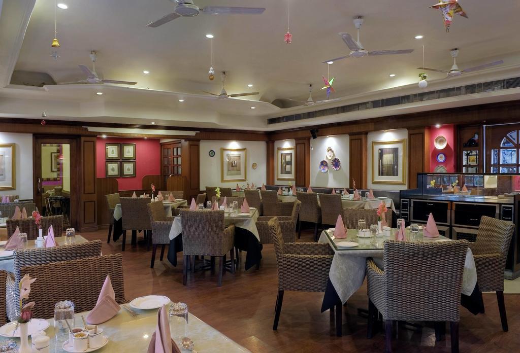 Mayfair Rourkela Luaran gambar