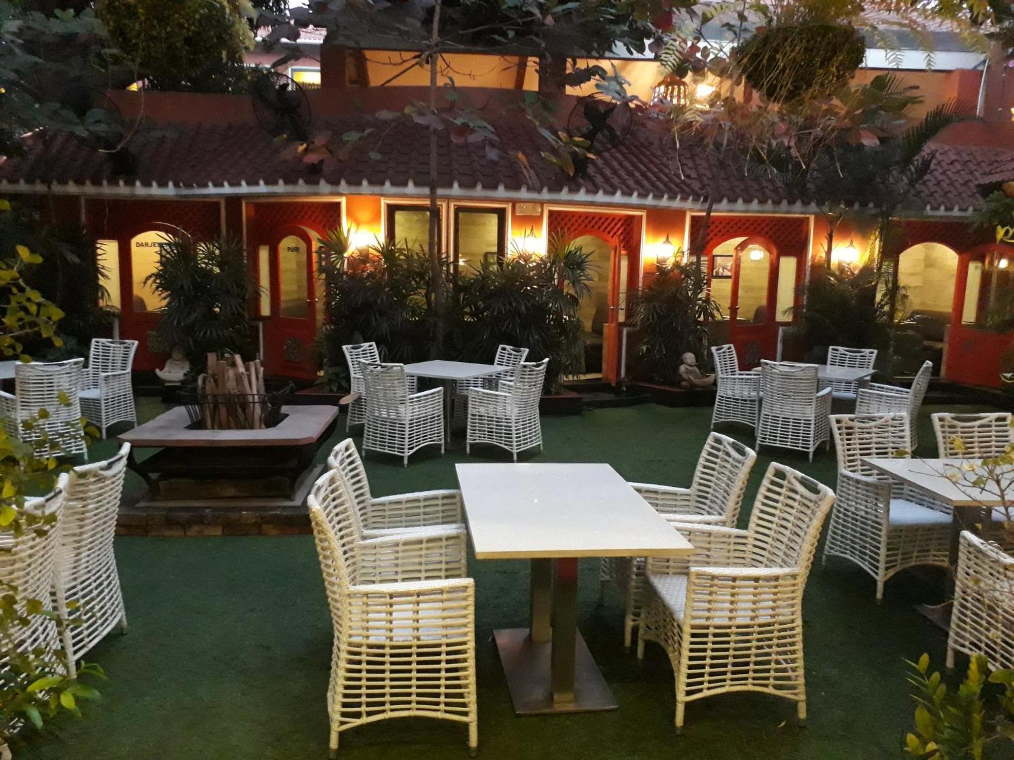 Mayfair Rourkela Luaran gambar